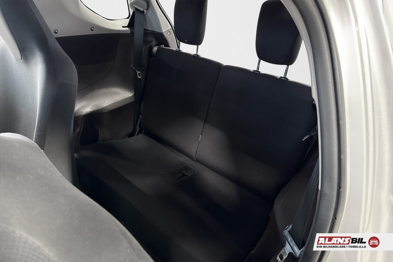 Toyota IQ 1.0 VVT-i Euro 4 2009, bild 6/10