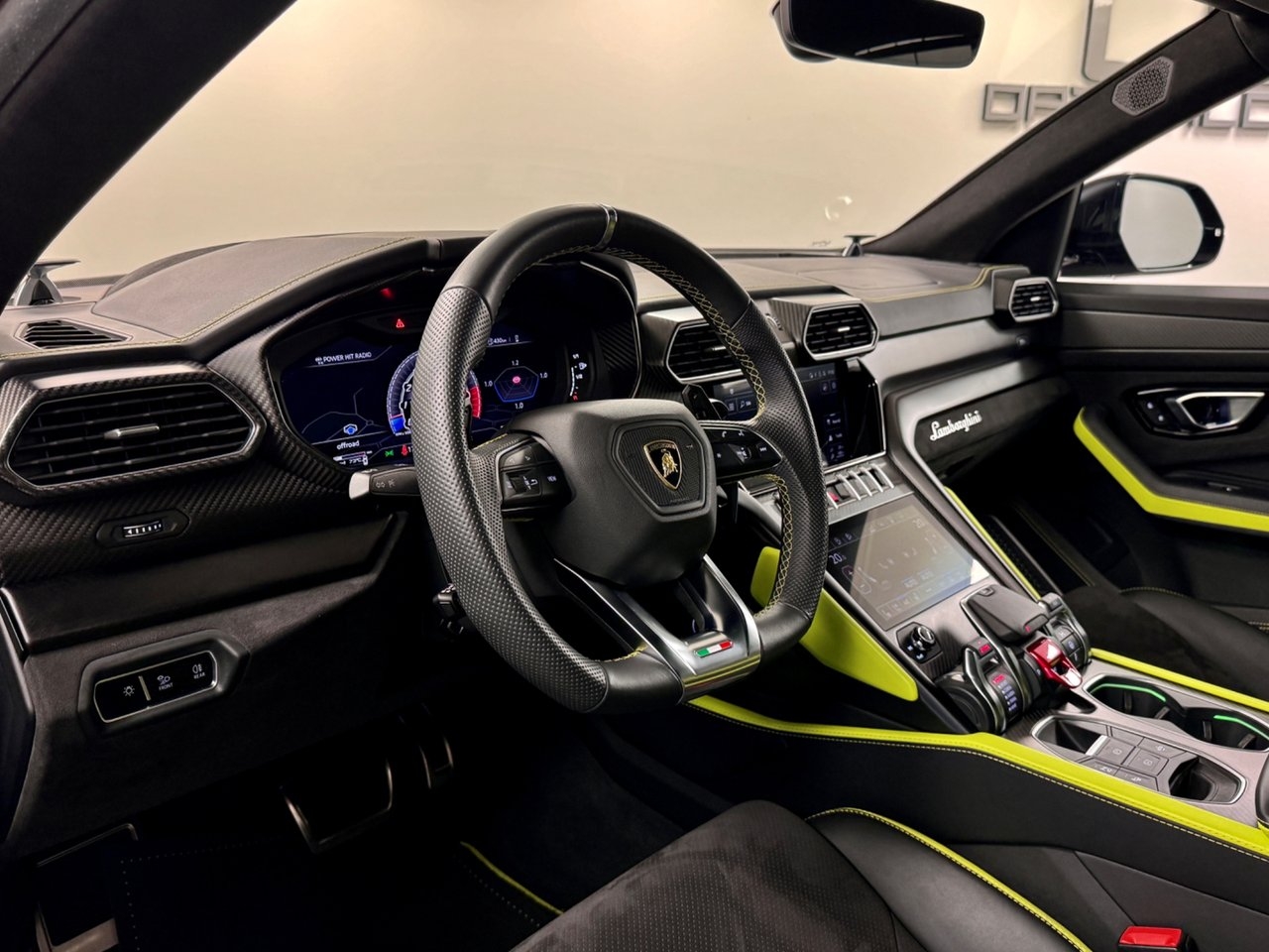 Lamborghini Urus 2021, bild 4/10