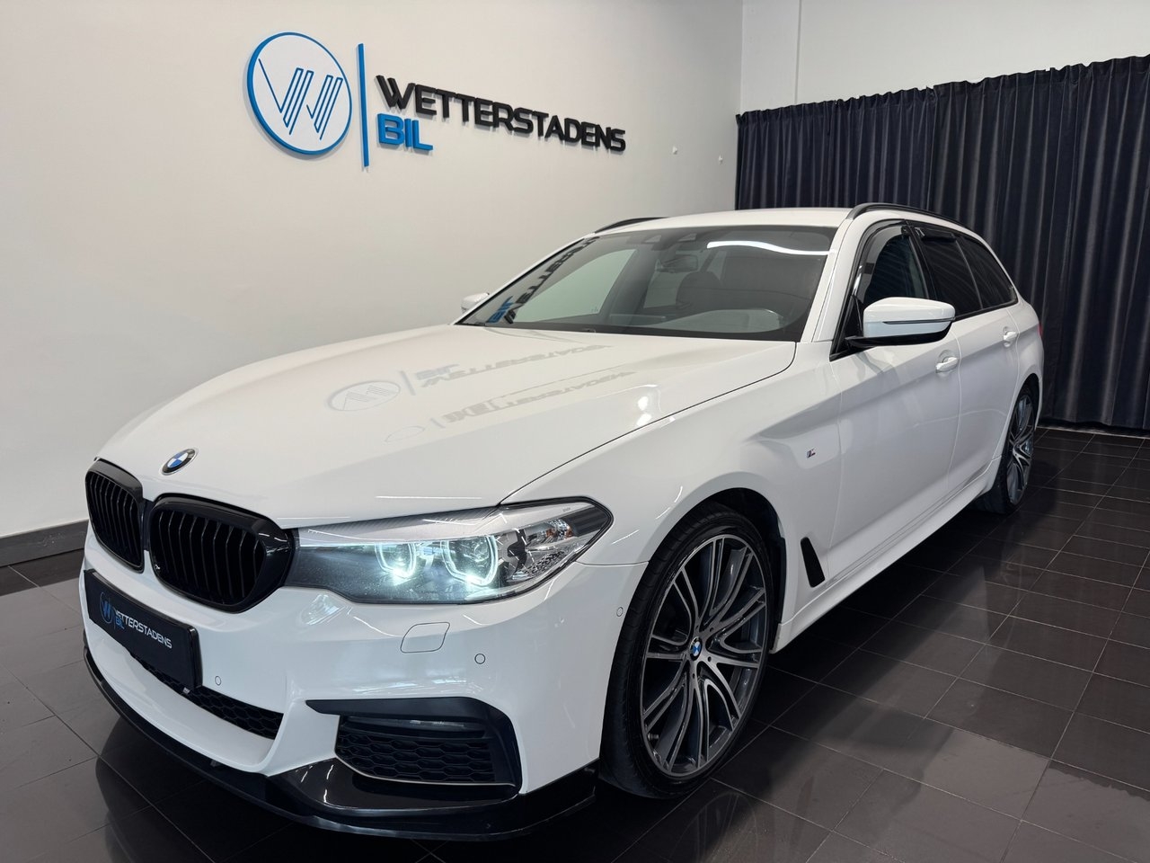 BMW 520