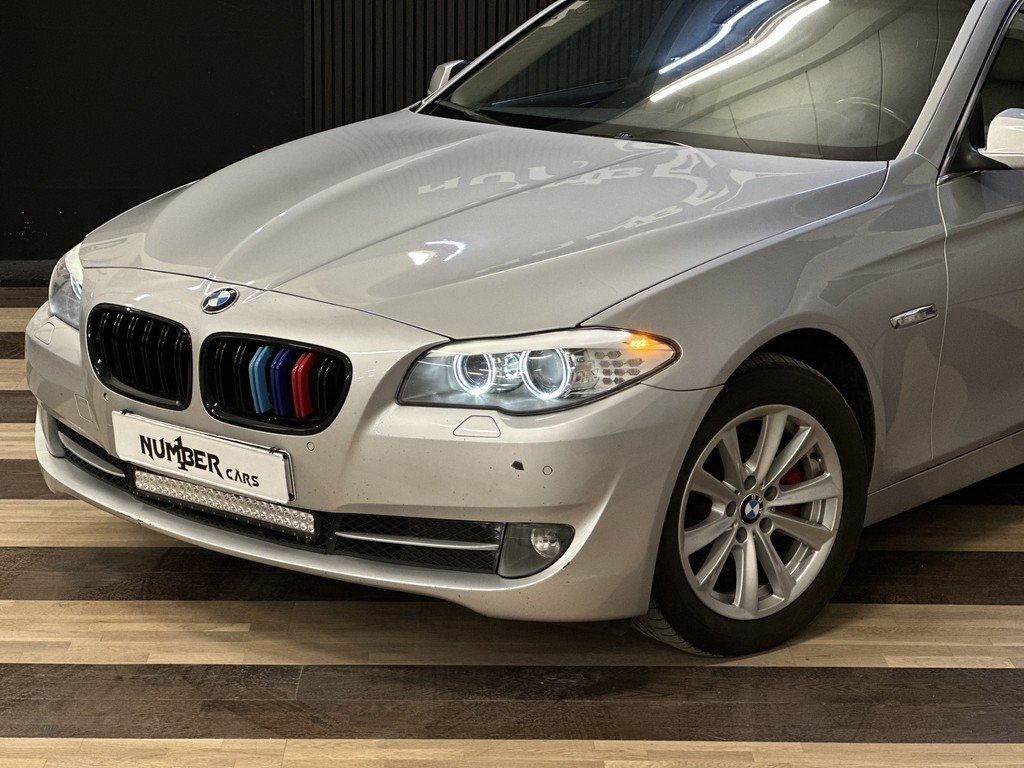 BMW 520 d Sedan Steptronic Euro 5 2011, bild 3/27