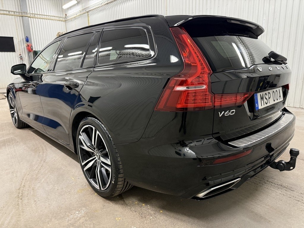 Volvo V60 T5 Geartronic R-Design 2019, bild 2/28