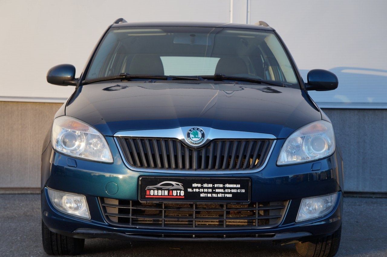 Skoda Fabia Kombi 1.6 TDI 2012, photo 2/10