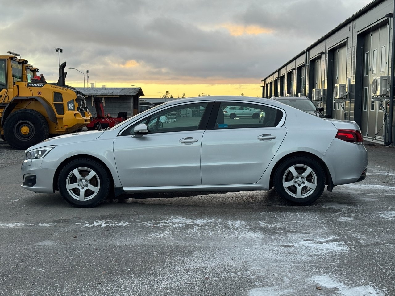 Peugeot 508 2016, bild 2/10