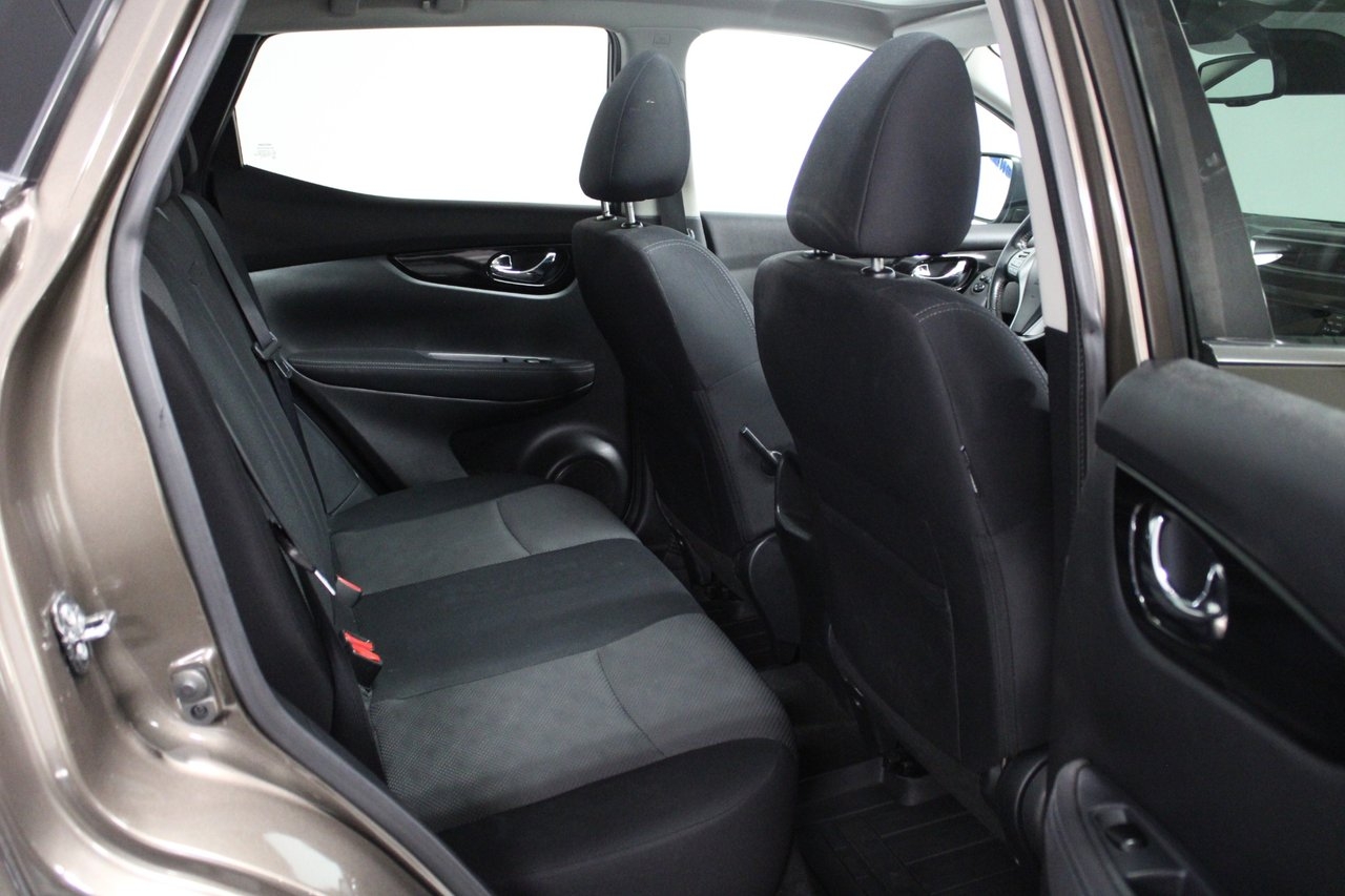 Nissan Qashqai 2017, bild 7/10