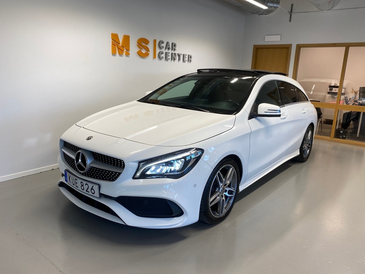 Mercedes-Benz CLA