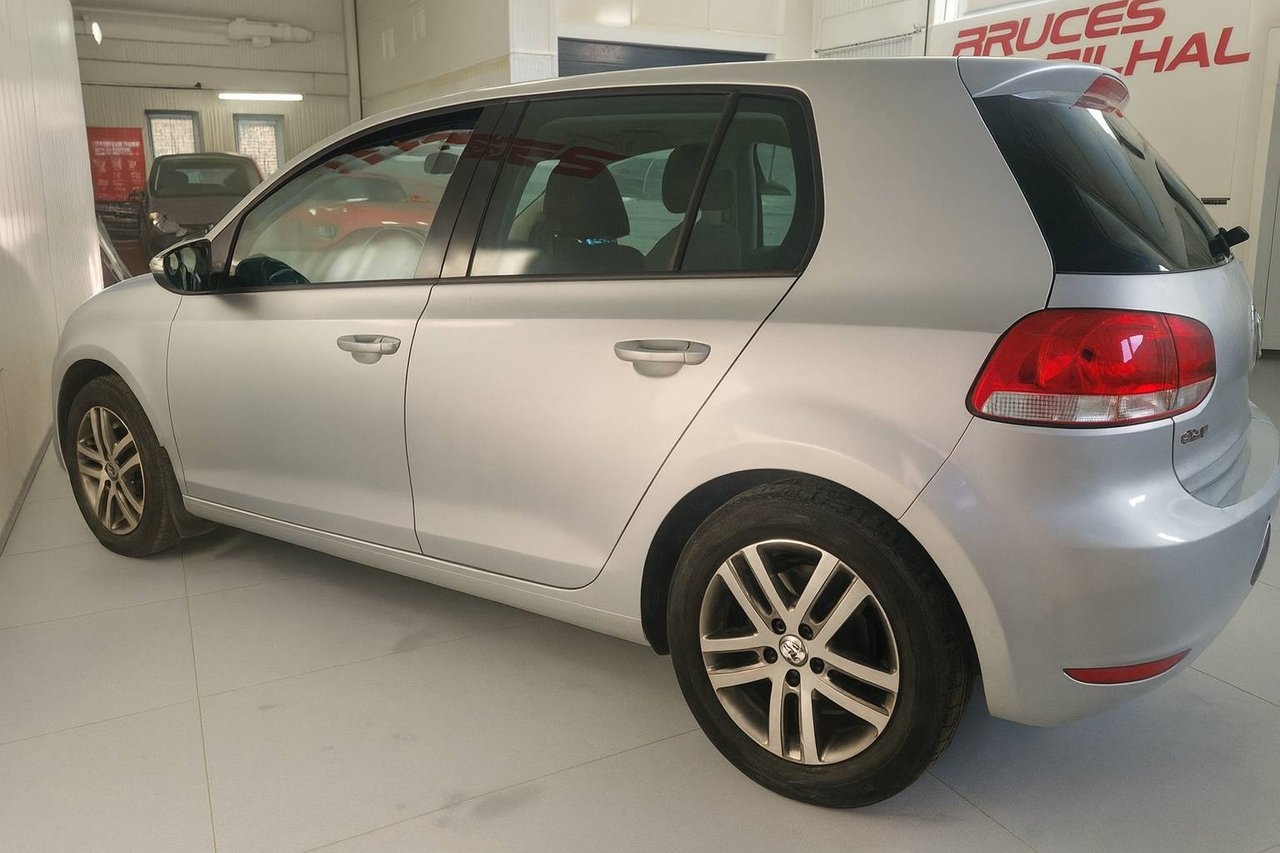 Volkswagen Golf 2011, bild 6/10