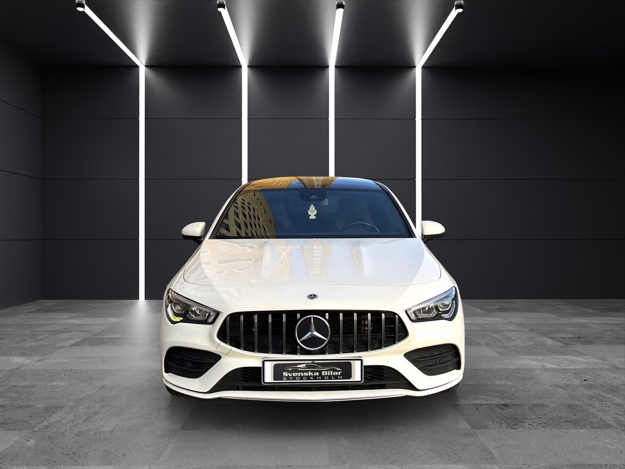 Mercedes-Benz CLA 200 AMG 2019, bild 2/19