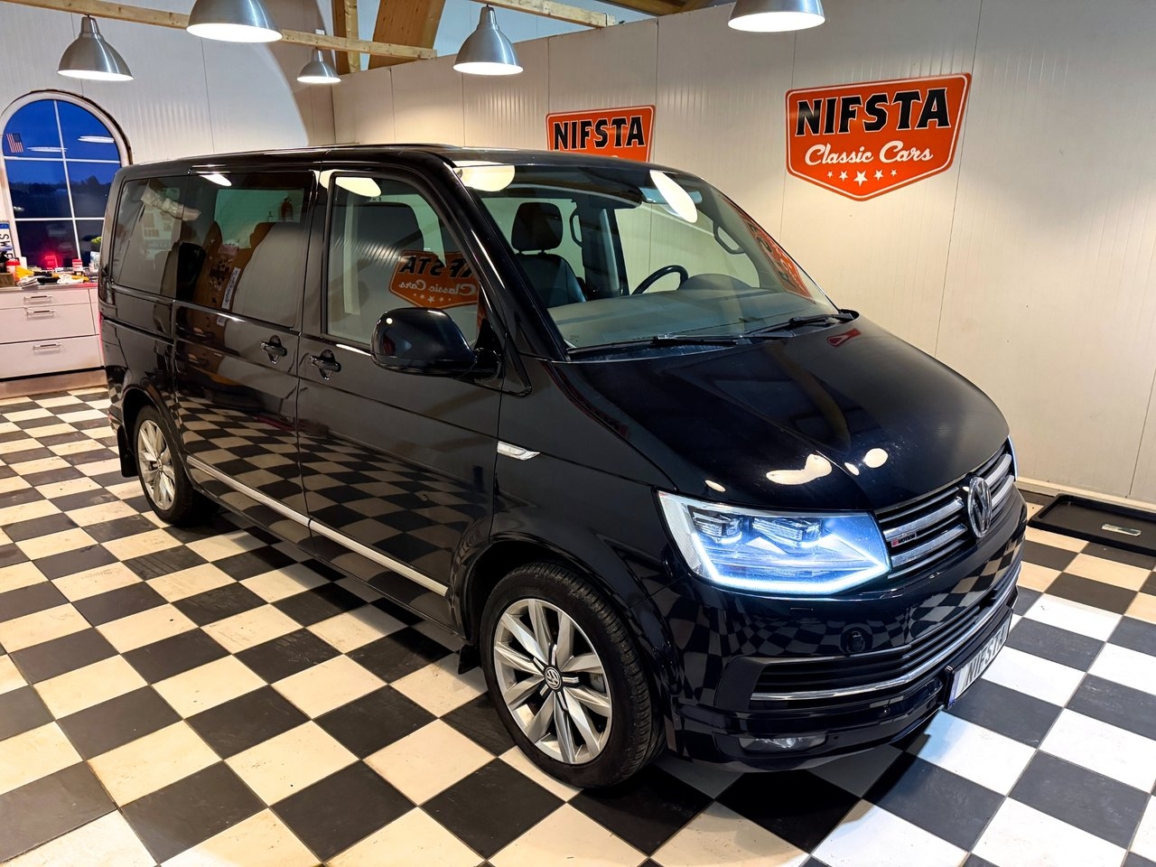 Volkswagen Multivan 2019, bild 4/10