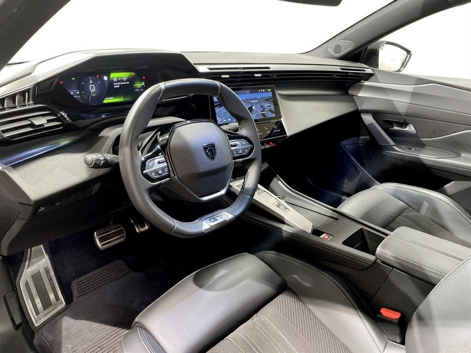 Peugeot 408 GT 1.2 PT 130hk Aut 2024, bild 5/10