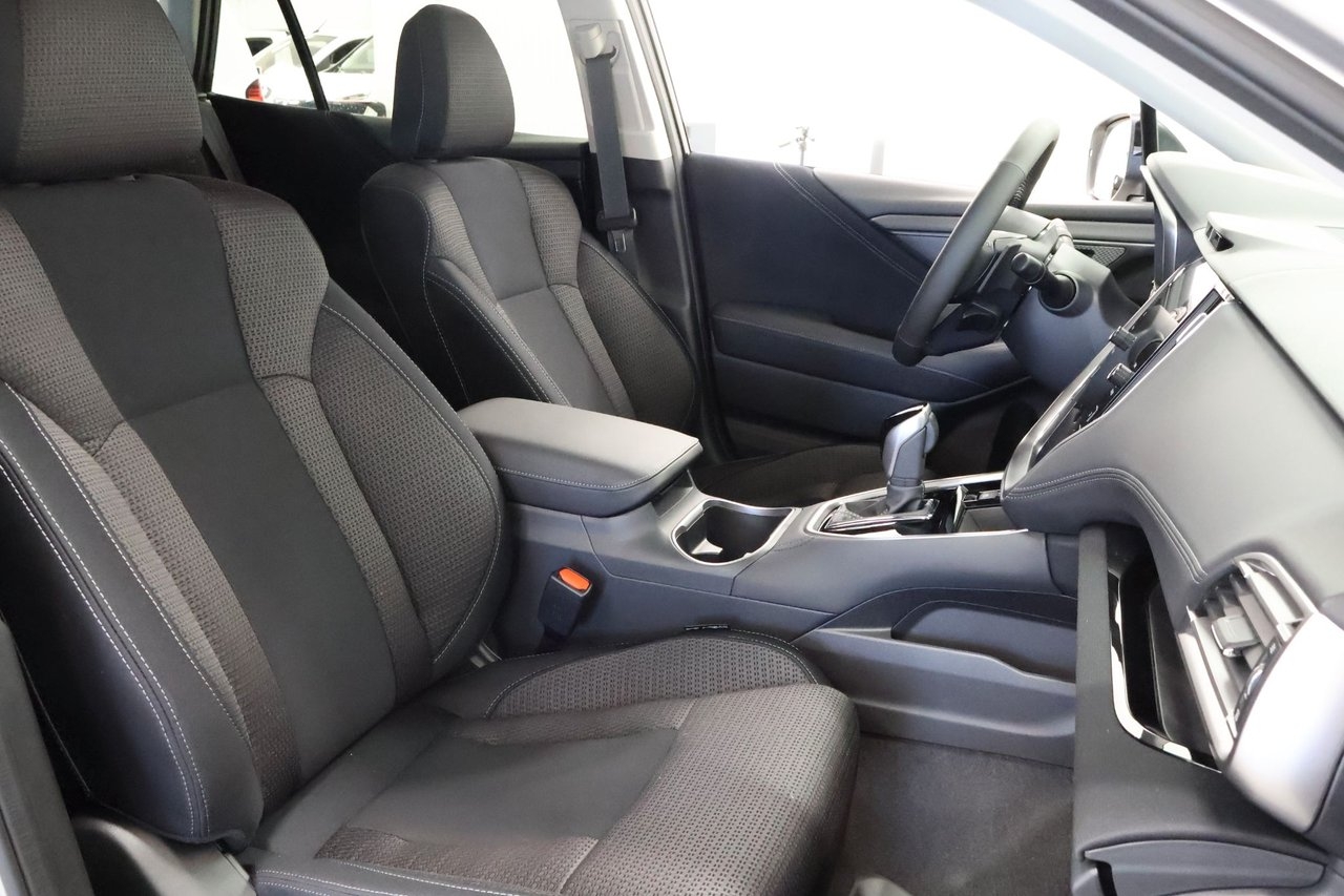 Subaru Outback 2.5 4WD Adventure 2025, kuva 6/17