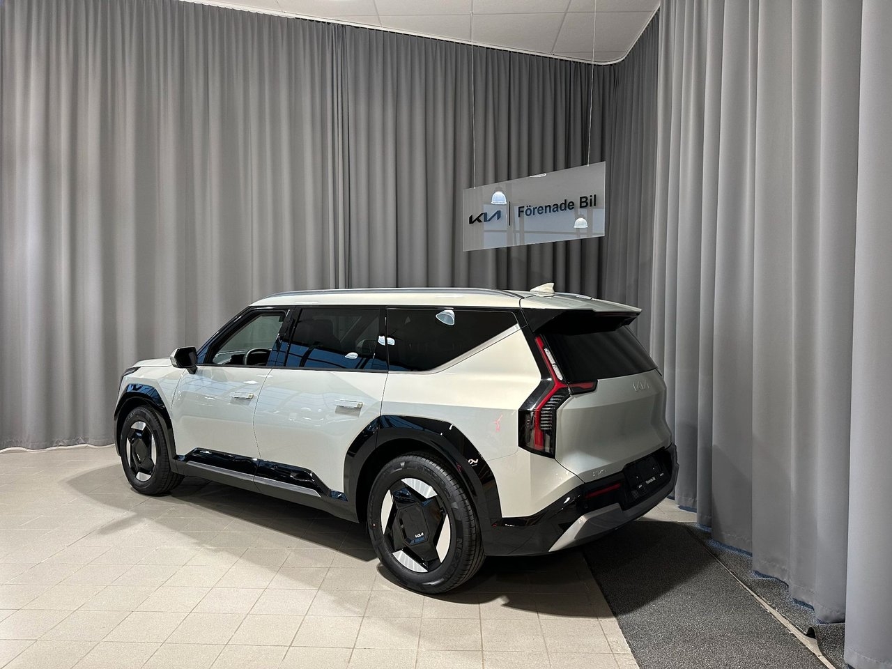 Kia EV9 AWD PLUS LONG RANGE 2026, bild 3/10