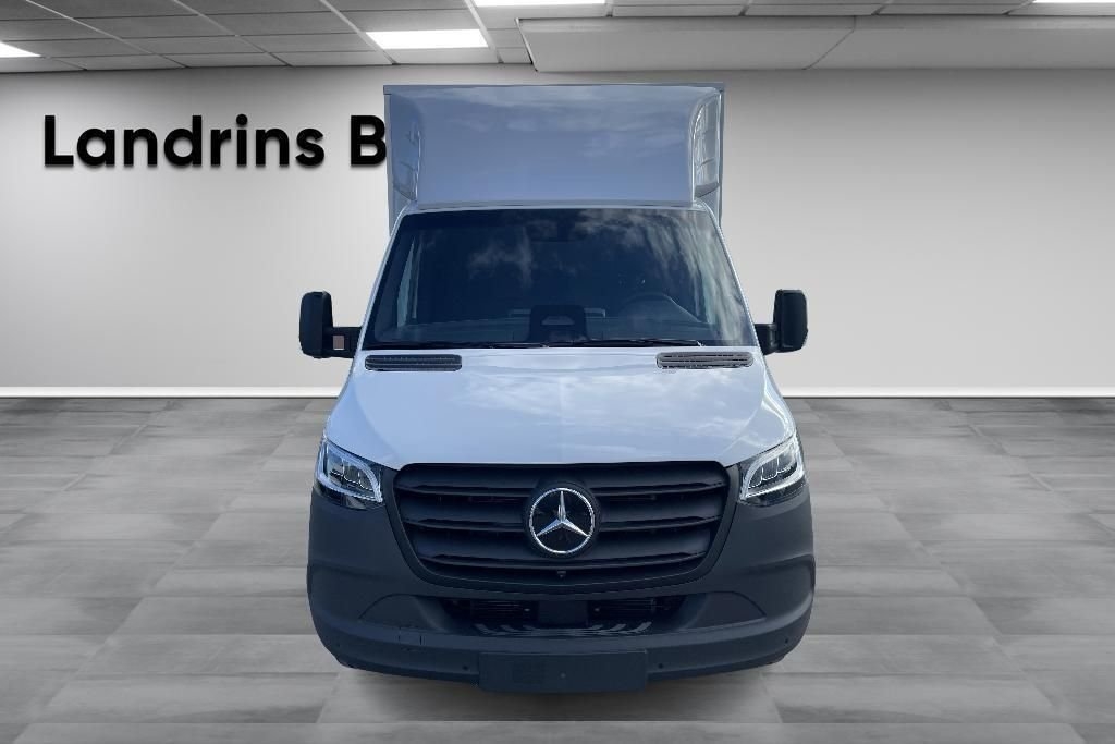 Mercedes-Benz eSprinter 2025, kuva 2/10