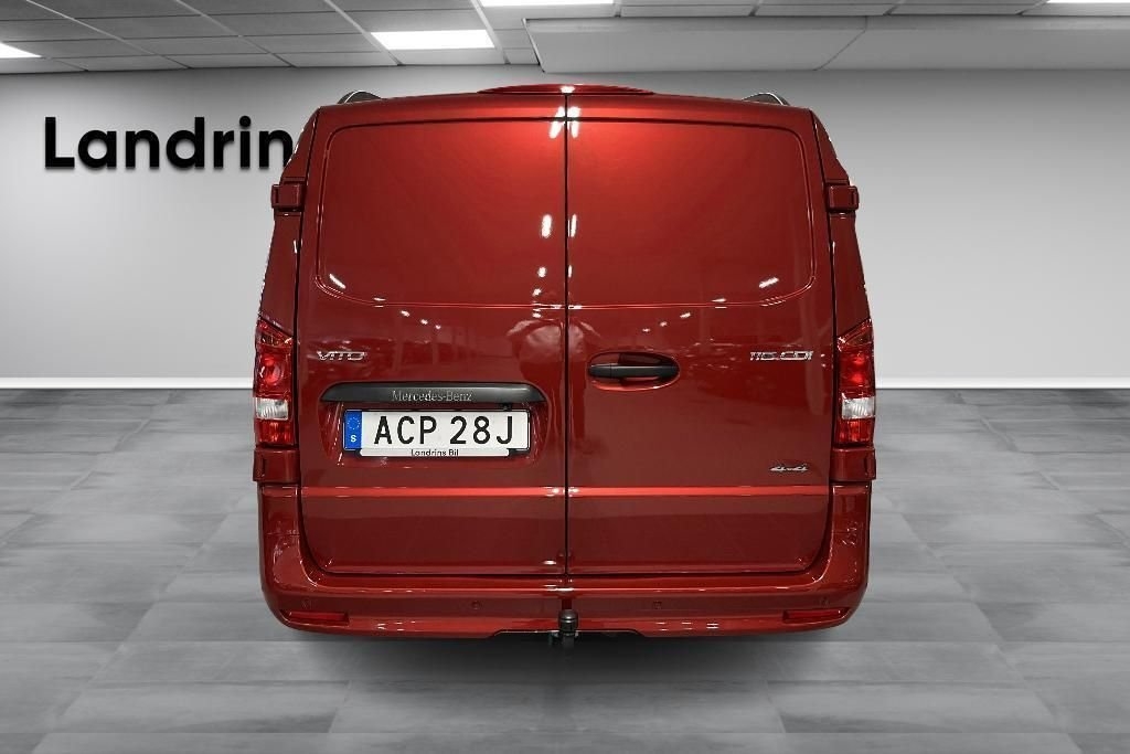 Mercedes-Benz Vito 2025, photo 5/10