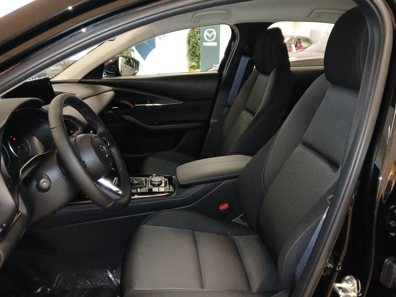Mazda CX-30 2025, bild 7/10