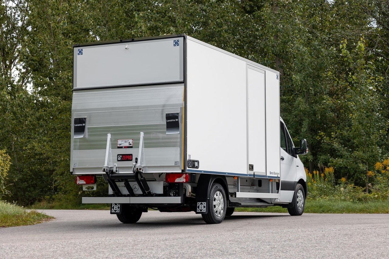 Mercedes-Benz eSprinter 2025, bild 2/5