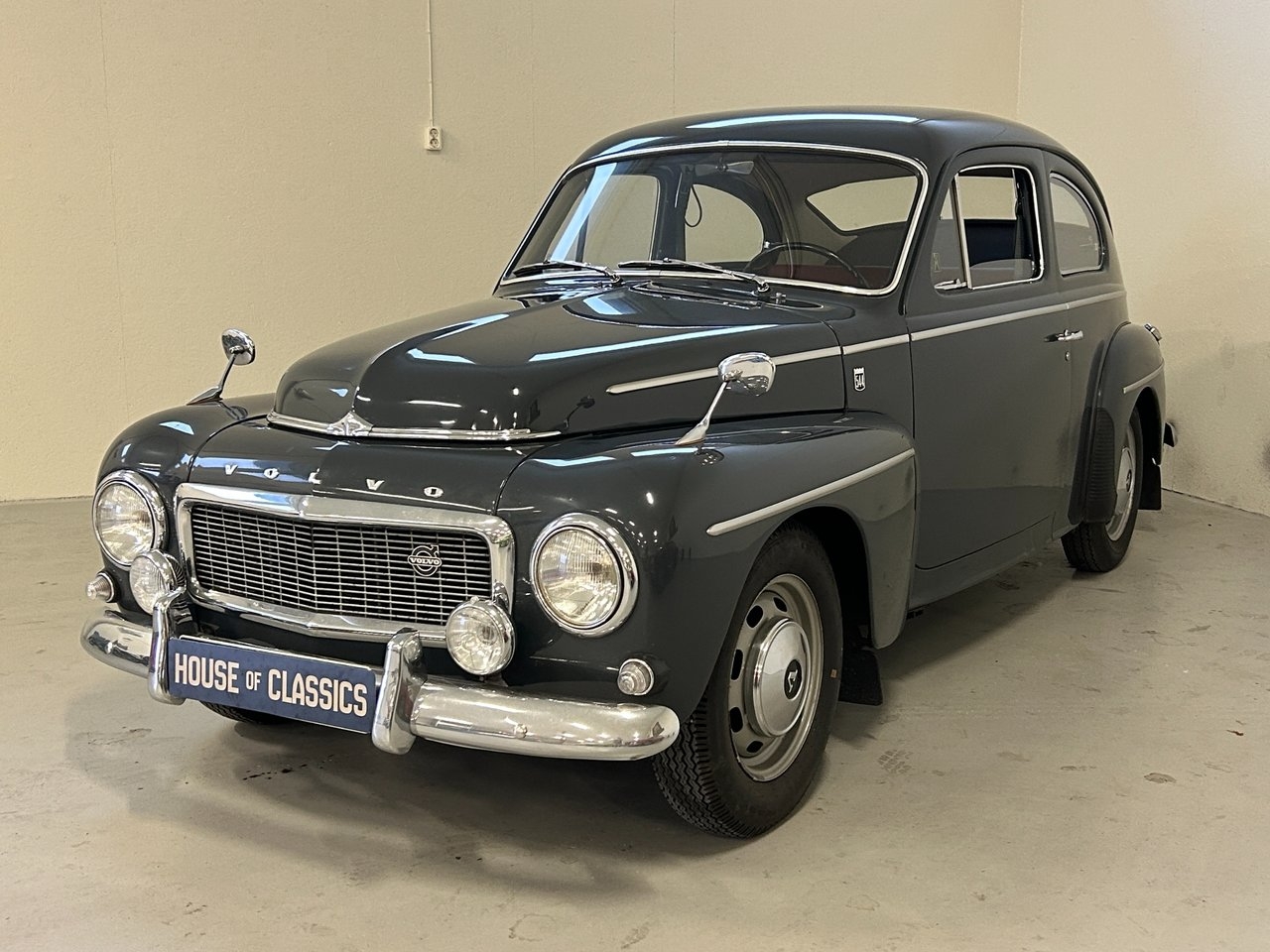 Volvo PV
