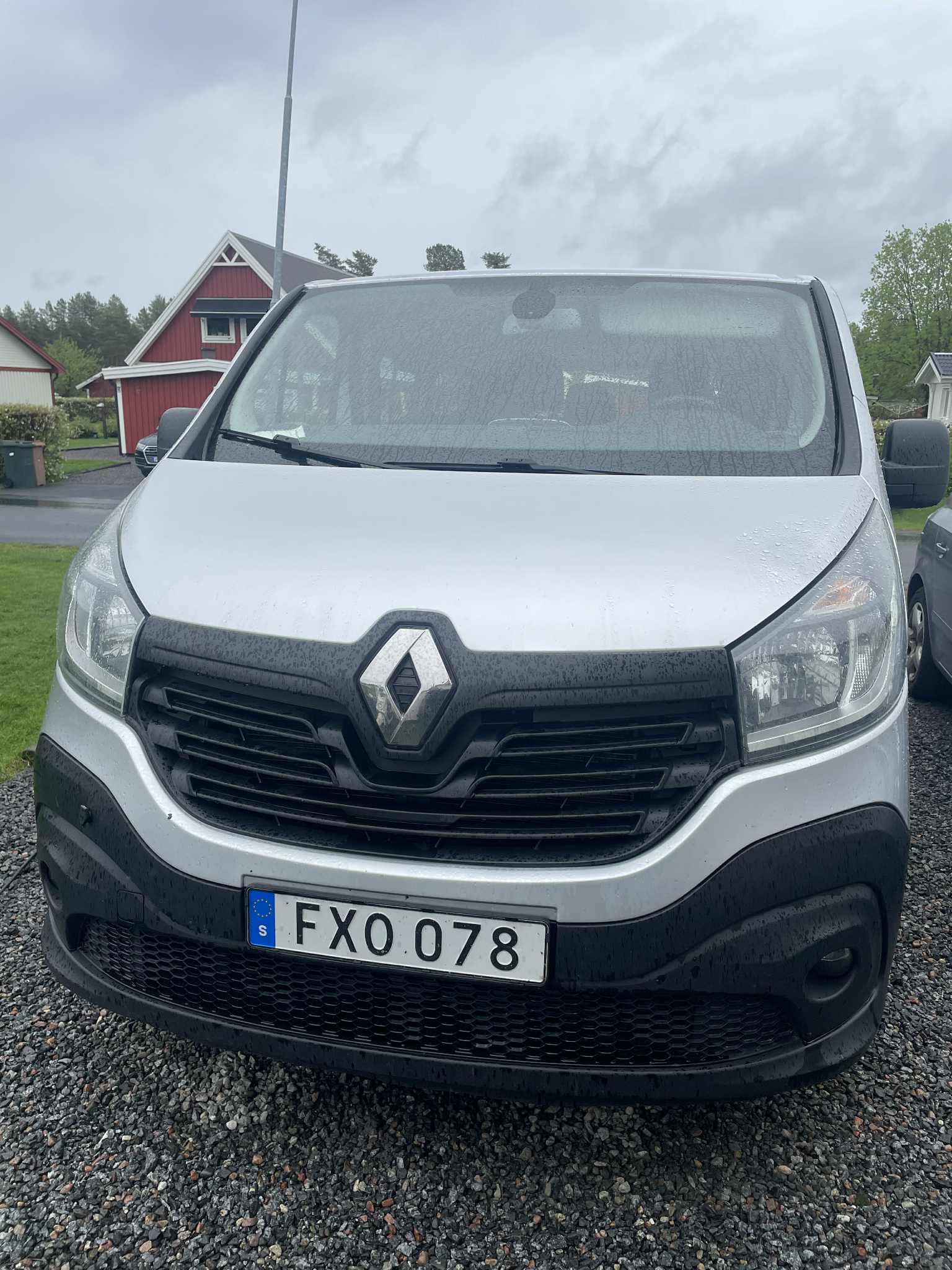 Renault Trafic 2015, kuva 2/6