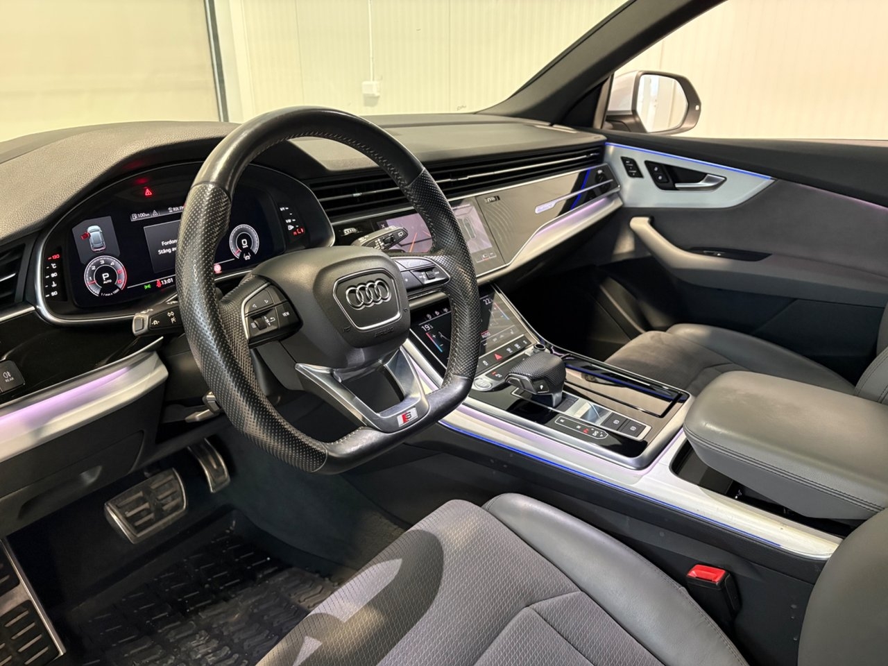Audi Q8 2019, bild 7/27