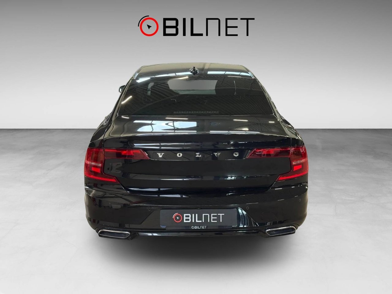 Volvo S90 D5 AWD 235hk R-Design Pano VOC 2019, bild 4/10