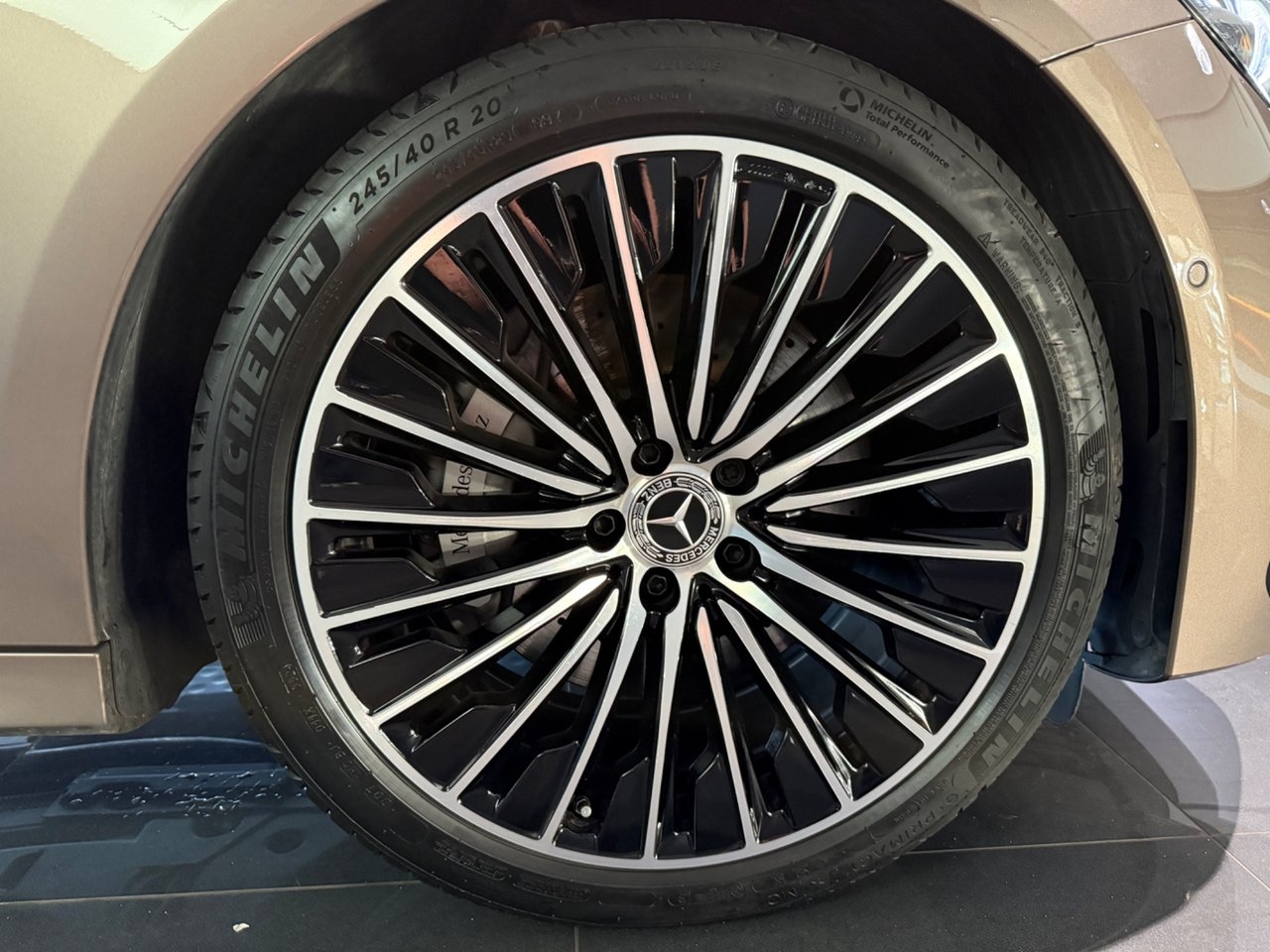Mercedes-Benz E 2025, bild 5/10
