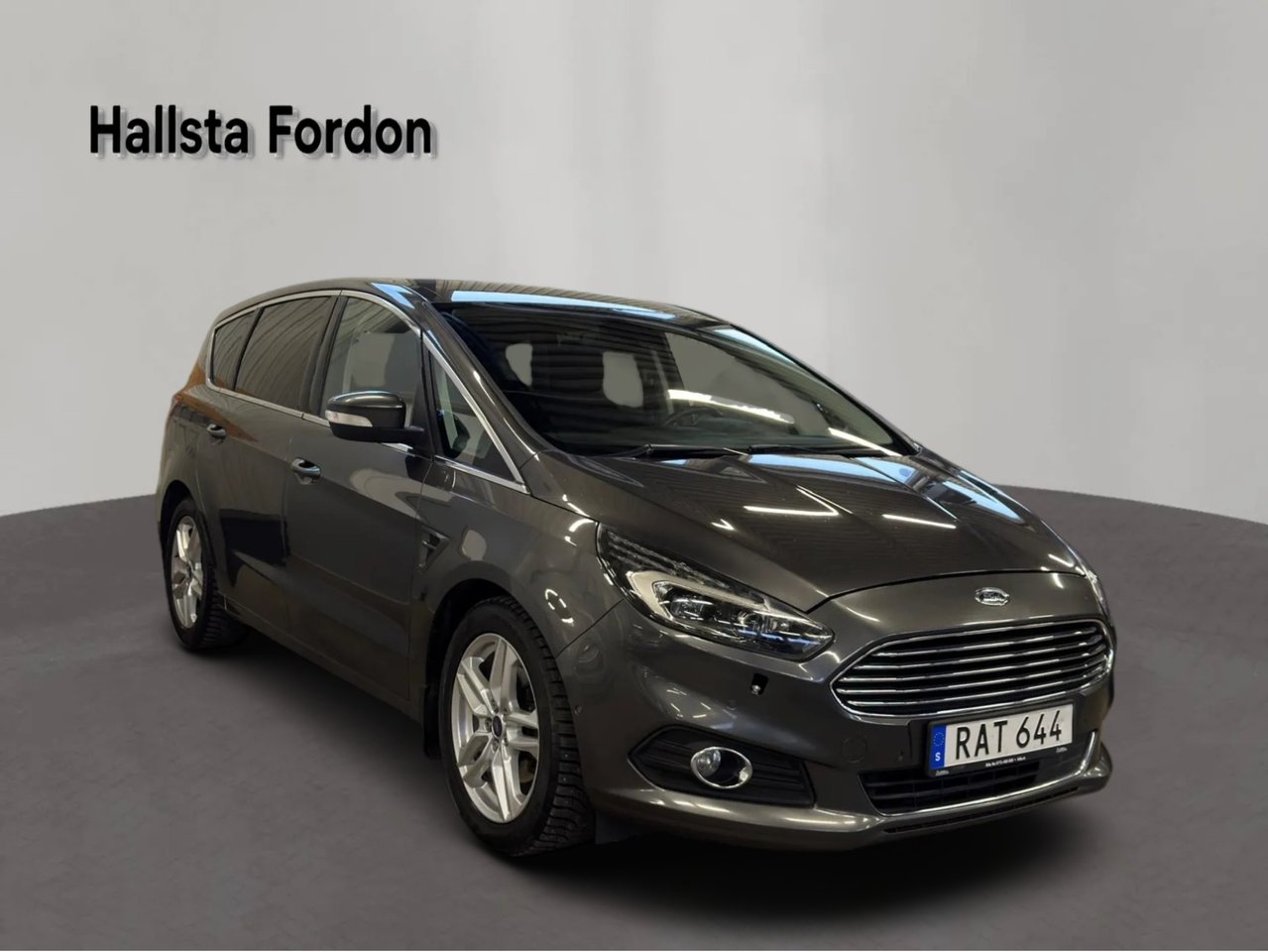 Ford S-MAX 2016, photo 3/27