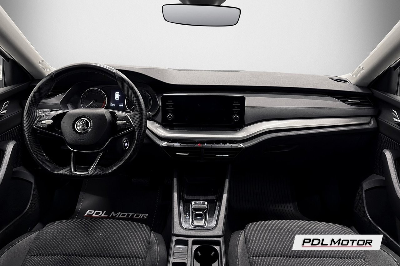 Skoda Octavia 2023, bild 7/10