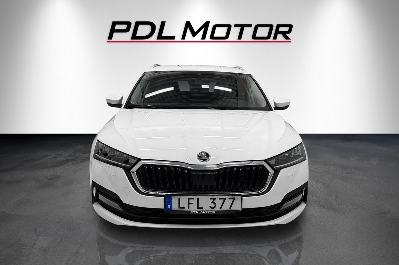 Skoda Octavia 2023, bild 2/10