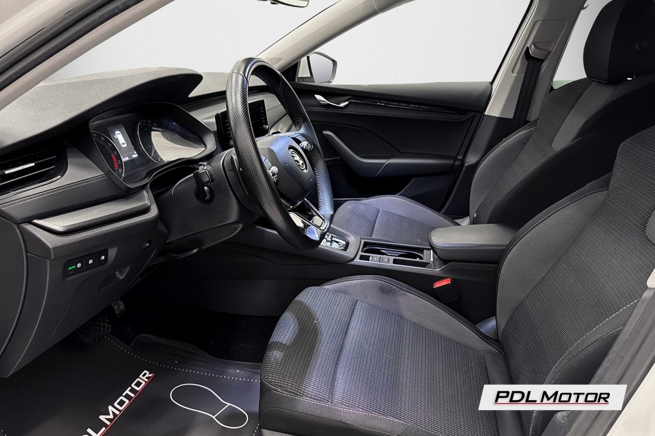 Skoda Octavia 2023, bild 6/10