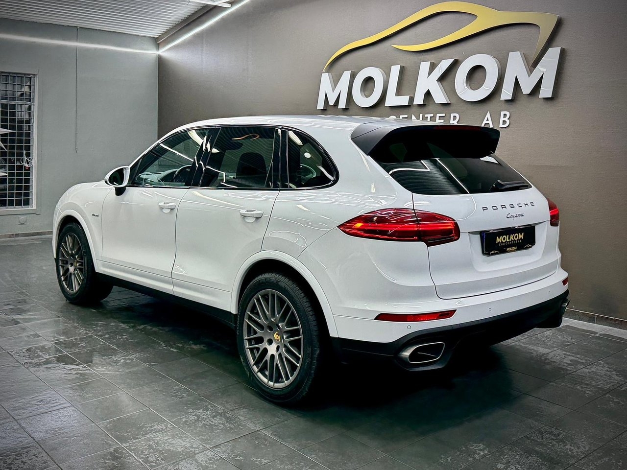Porsche Cayenne Diesel TipTronic S 4X4 2017, kuva 7/10