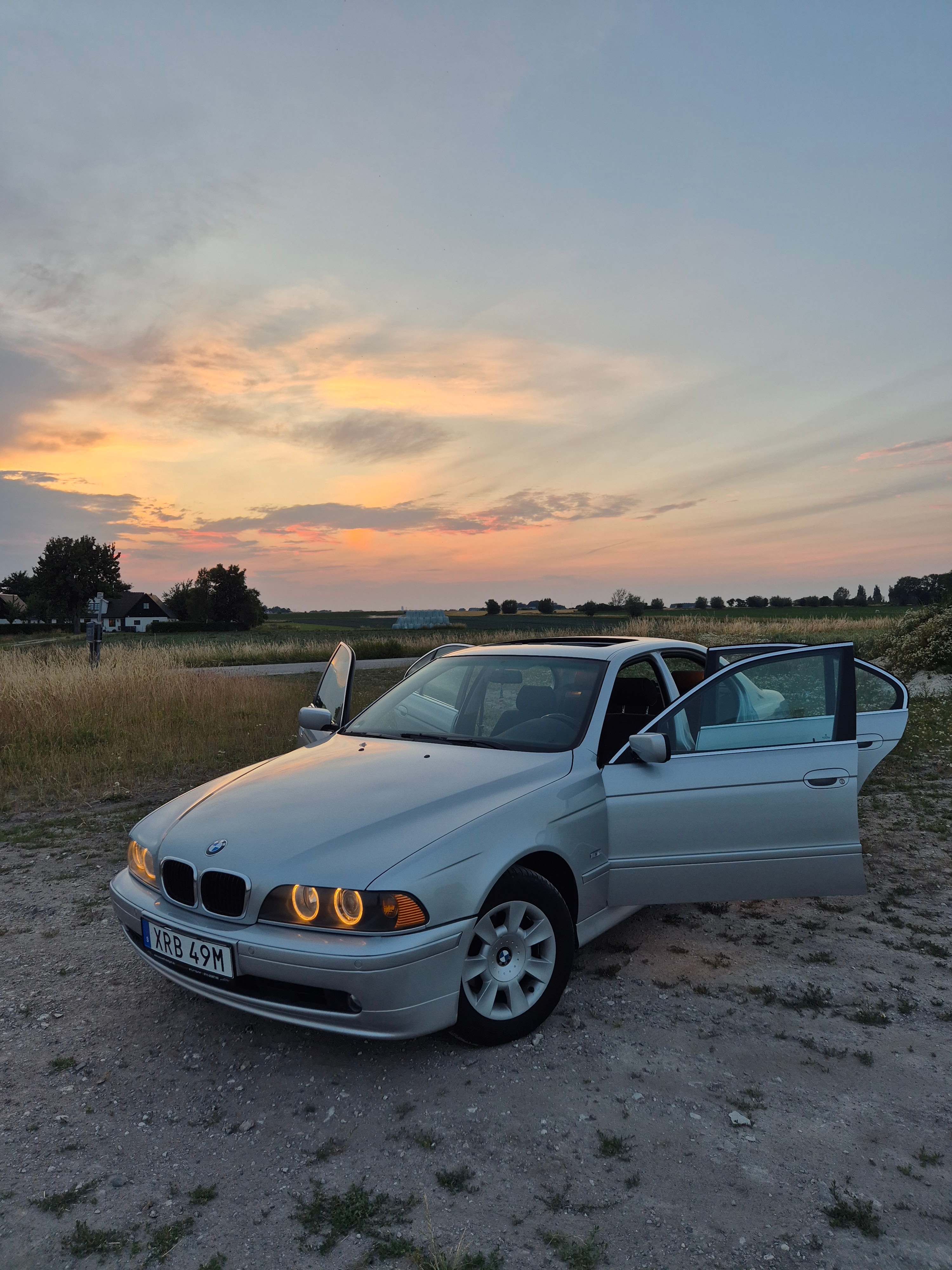 BMW 520 i 2003, bild 2/6