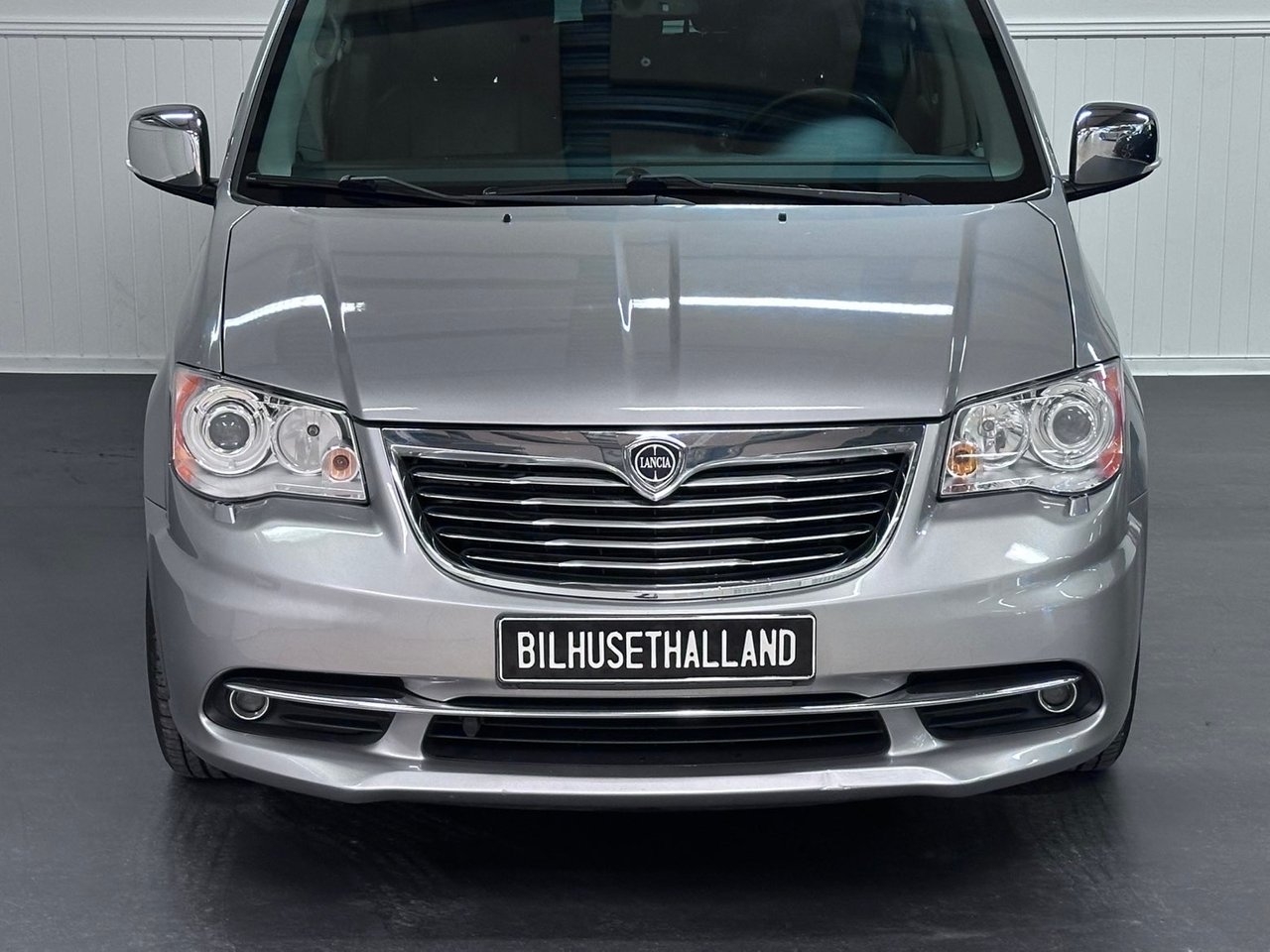 Lancia Voyager 2.8 LX Automatik , 178hk 2013, bild 4/10