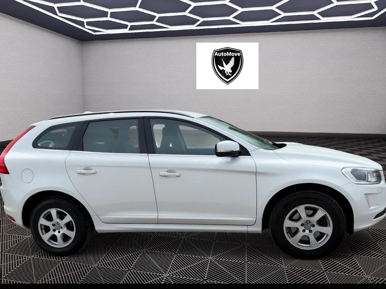 Volvo XC60 190HK D4 Momentum AWD DRAG 2016, bild 3/17