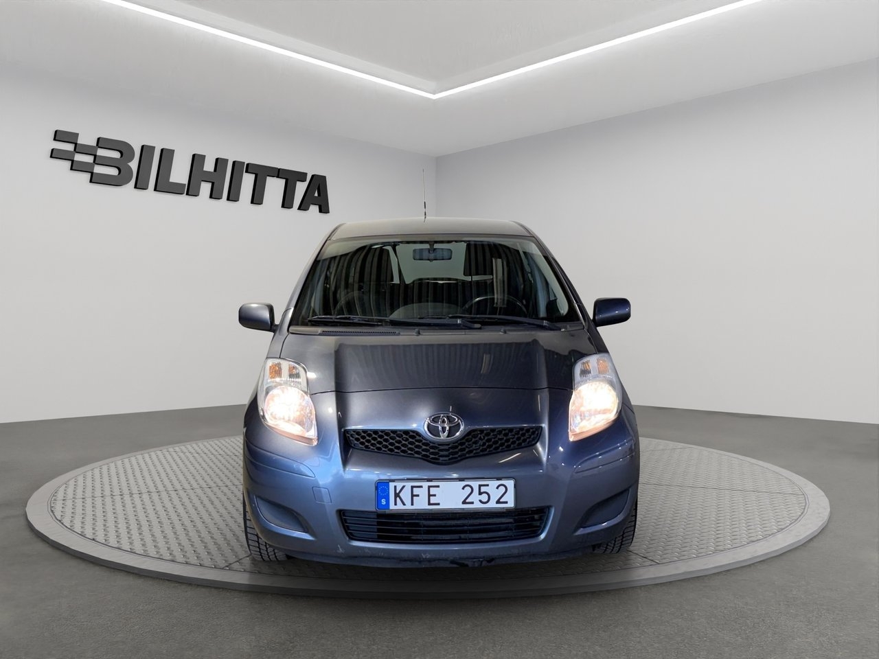 Toyota Yaris 5-dörrar 1.0 VVT-i Euro 4 2009, bild 2/10