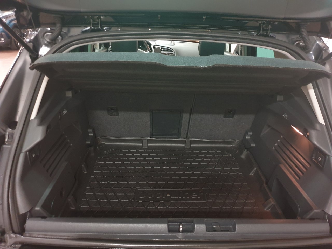 Peugeot 3008 HDI AUT Drag 2015, bild 8/8
