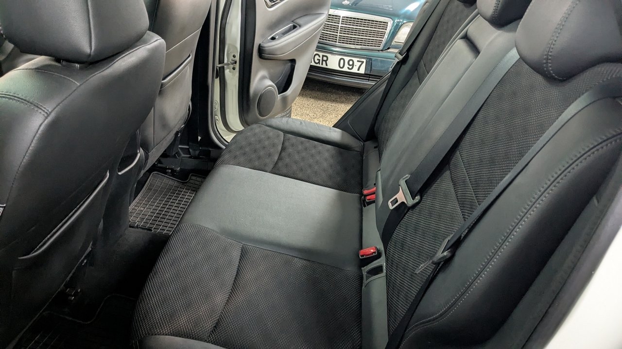 Nissan Qashqai 1.2 DIG-T Euro 6 2017, bild 6/10