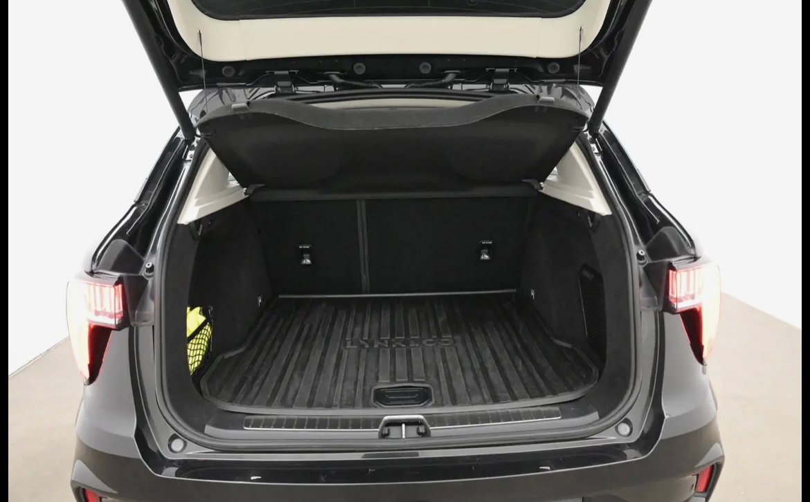 Lynk & Co 01 PHEV DCT 2022, bild 4/4