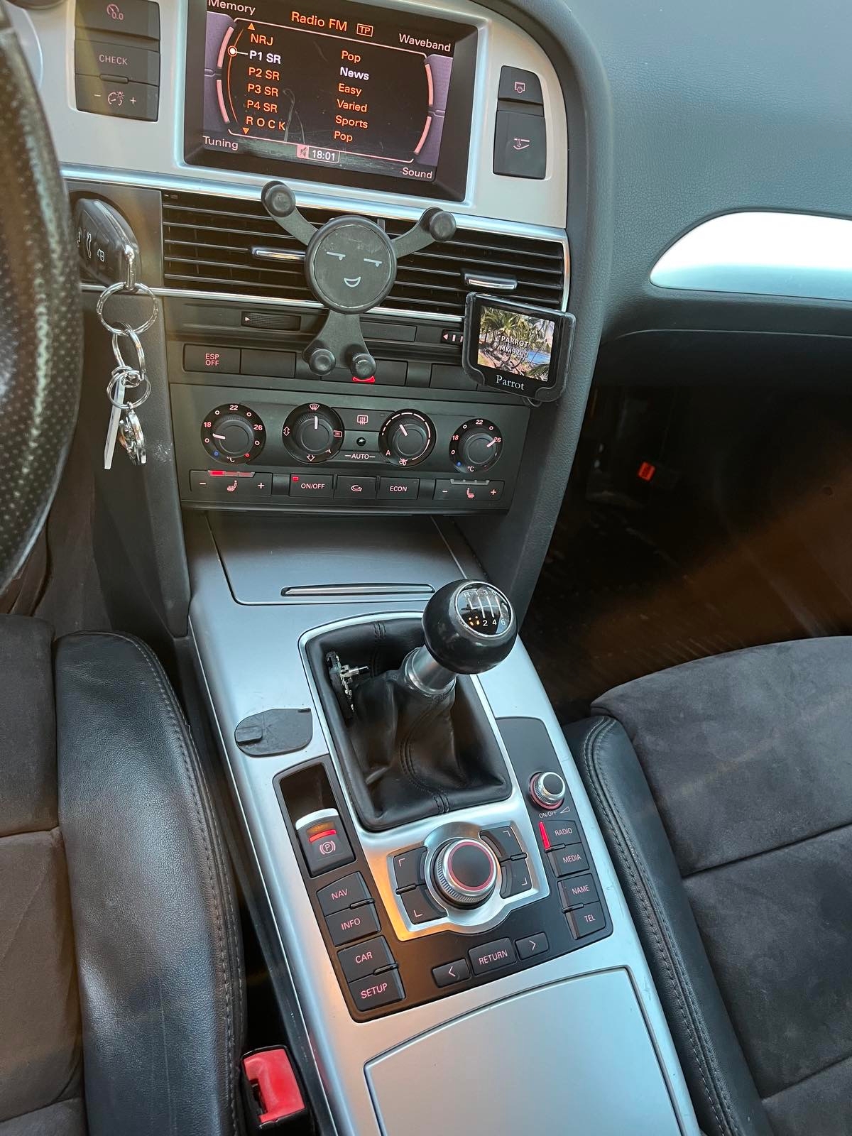 Audi A6 Sedan 2.0 TDI DPF Manuell 2011, photo 3/5