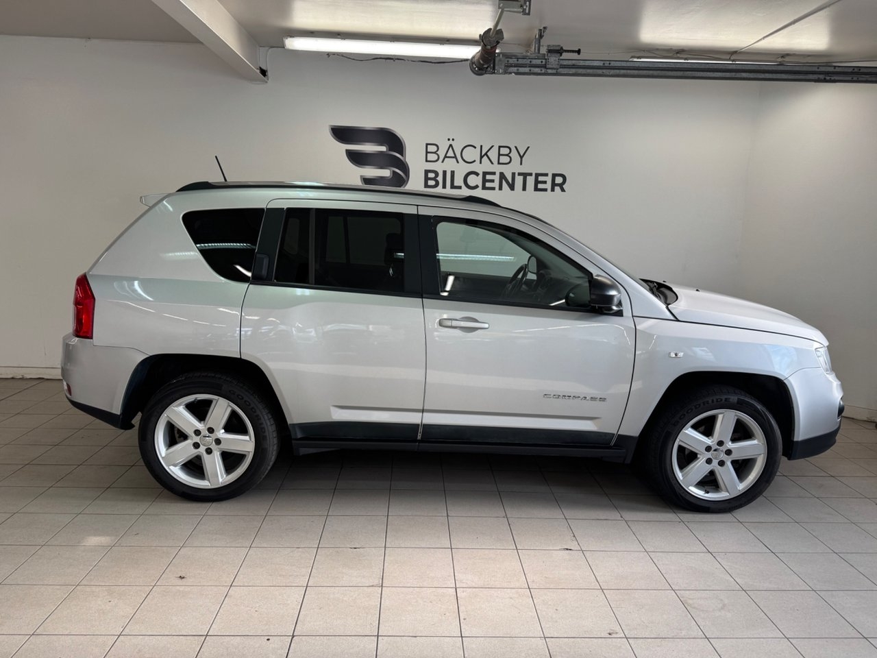 Jeep Compass 2011, kuva 6/14