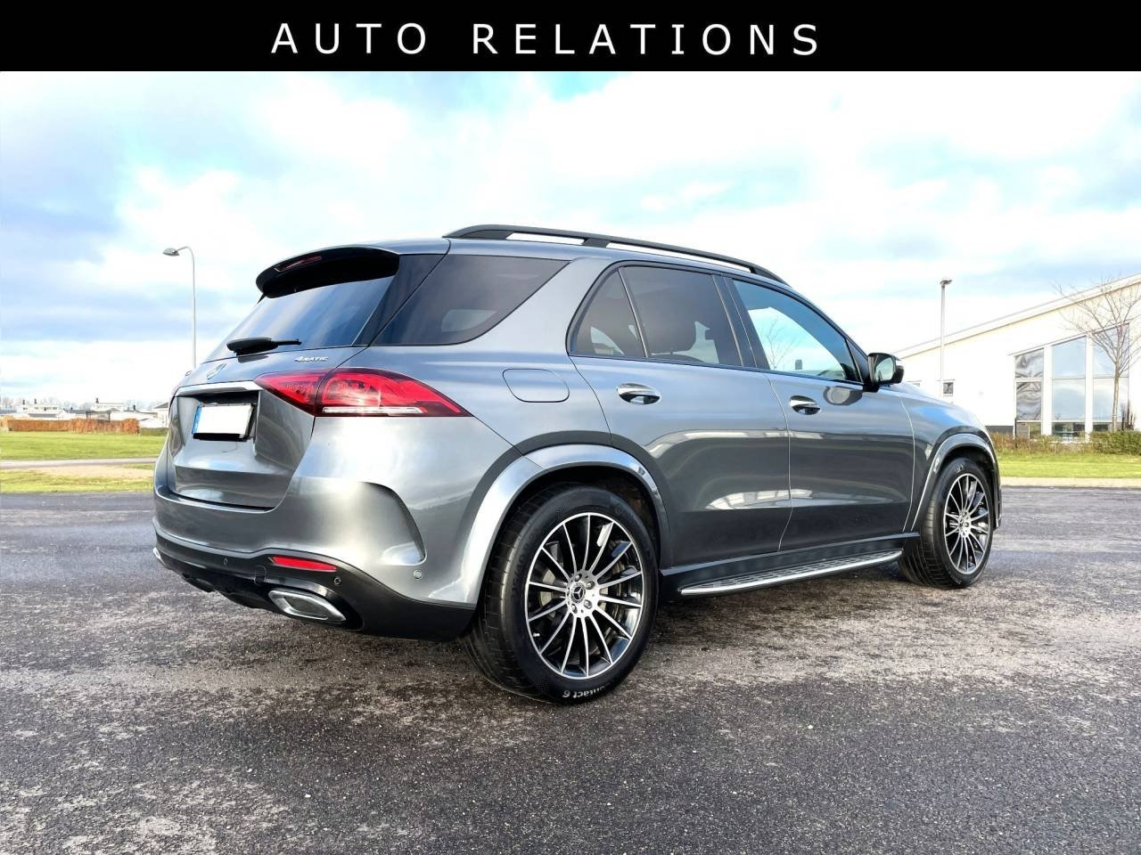 Mercedes-Benz GLE 2023, bild 2/10