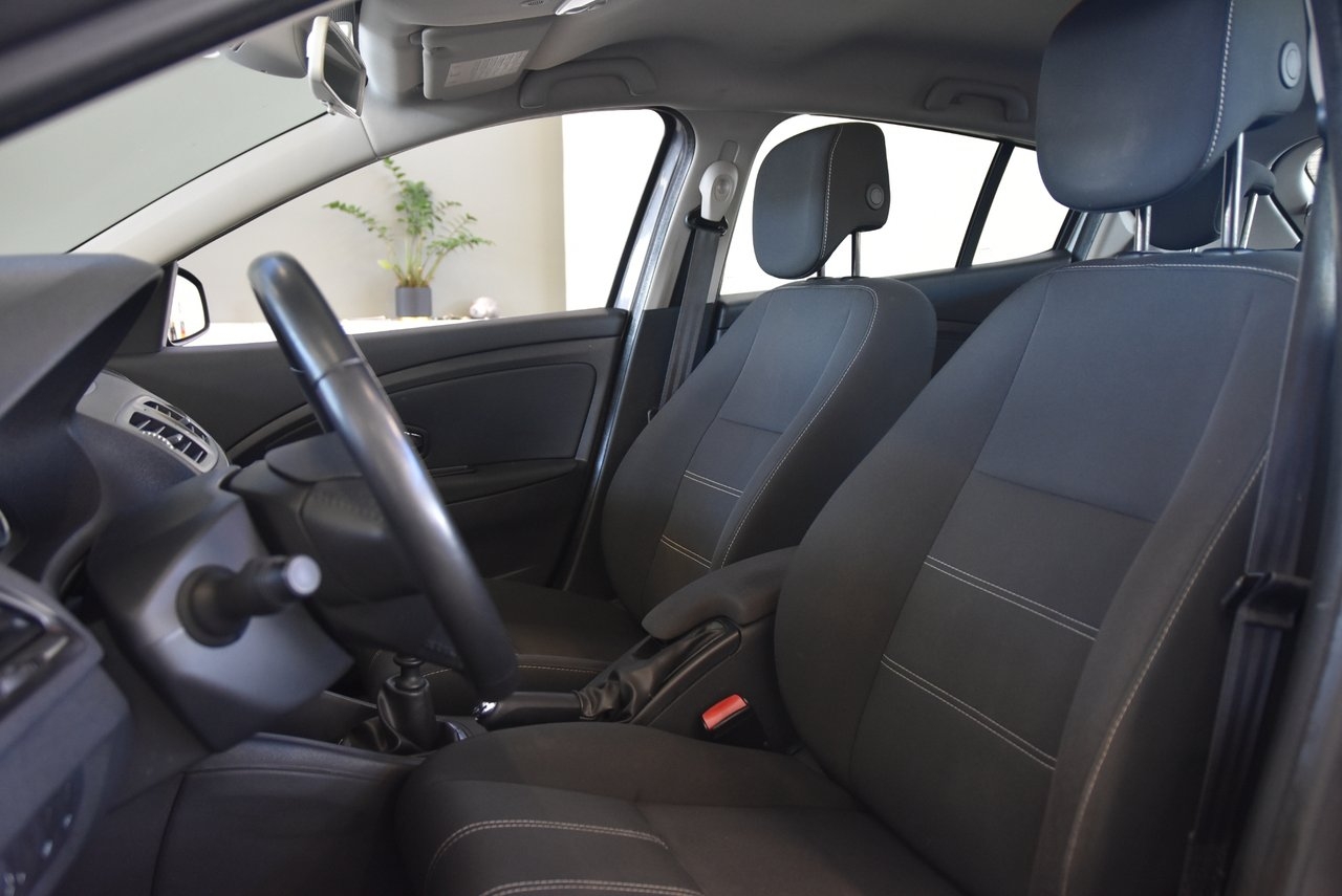 Renault Megane 1.5 dCi 2014, bild 7/10