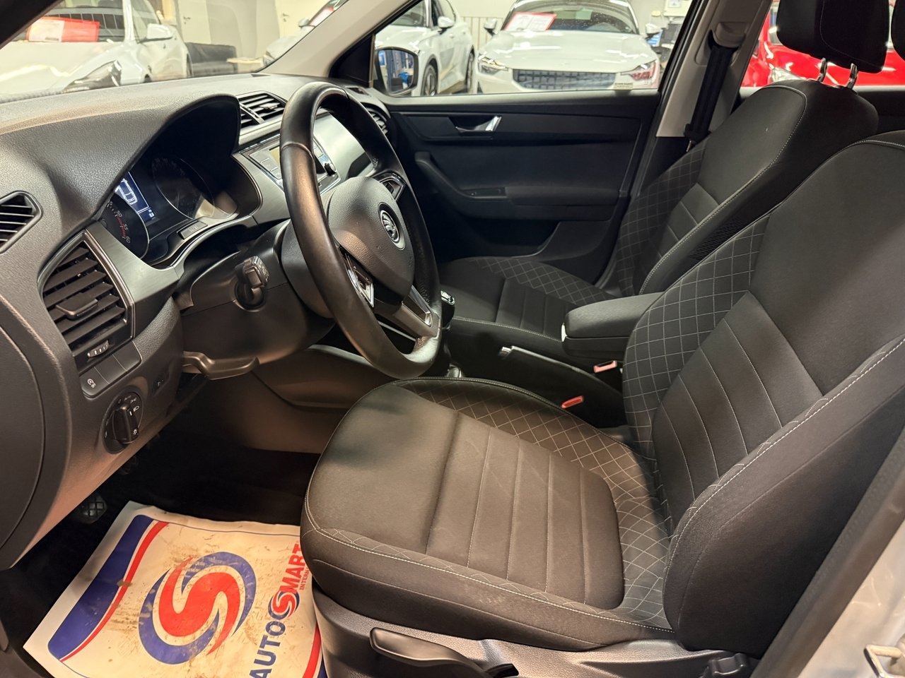 Skoda Fabia Kombi 1.4 TDI Style Euro 6 2016, bild 6/11