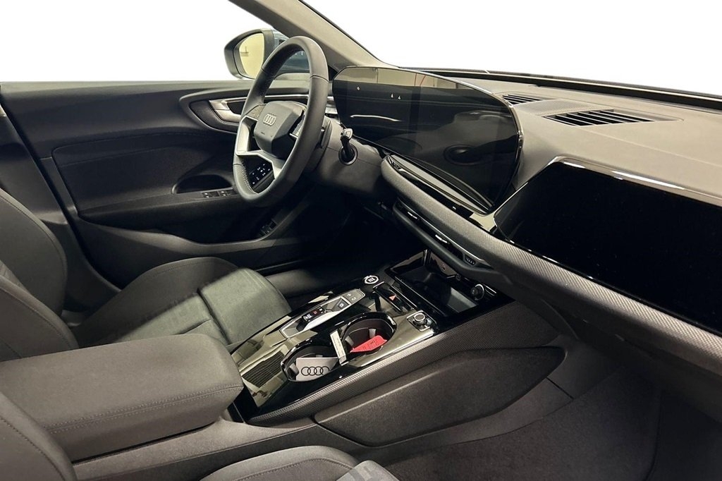 Audi A5 Avant e-hybrid 2025, bild 5/10