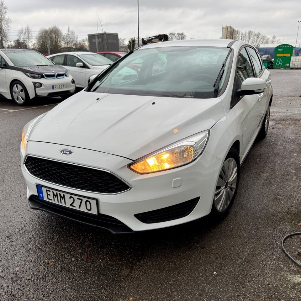 Ford Focus 2016, kuva 6/10