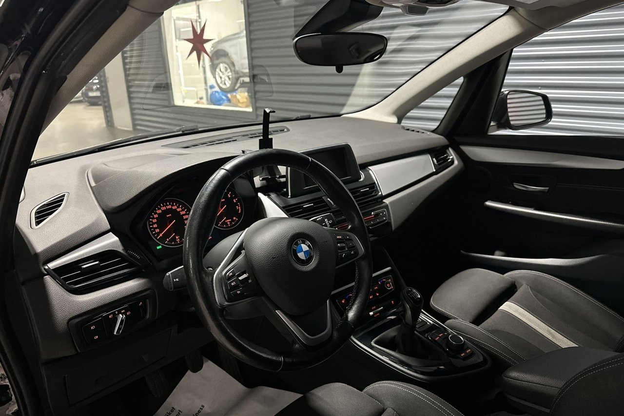 BMW 218 2016, bild 7/10