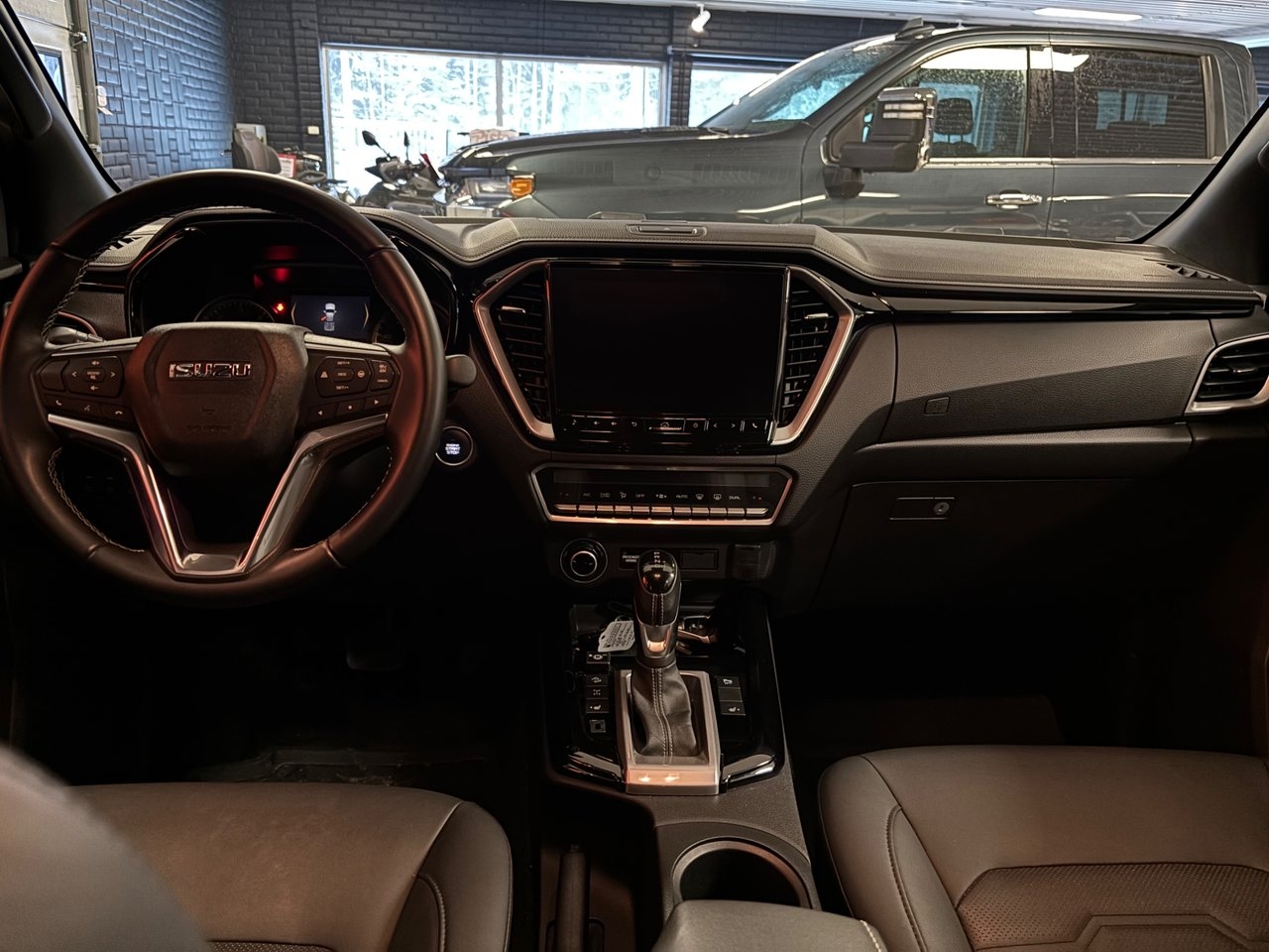 Isuzu D-max 2023, bild 6/7