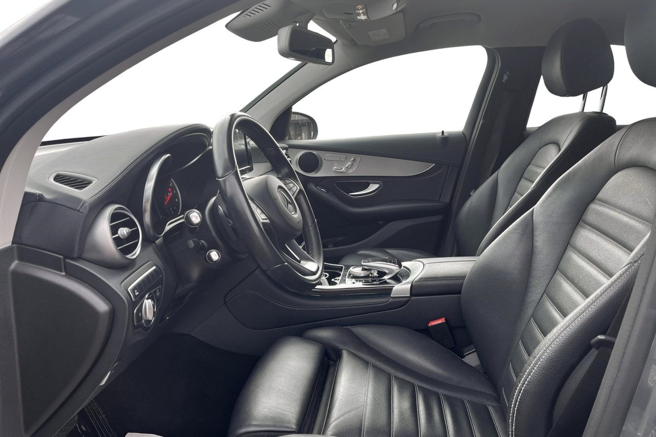 Mercedes-Benz GLC 2018, photo 6/10