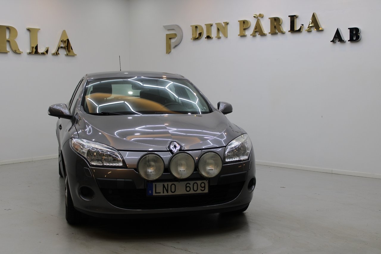 Renault Megane 2011, kuva 2/10