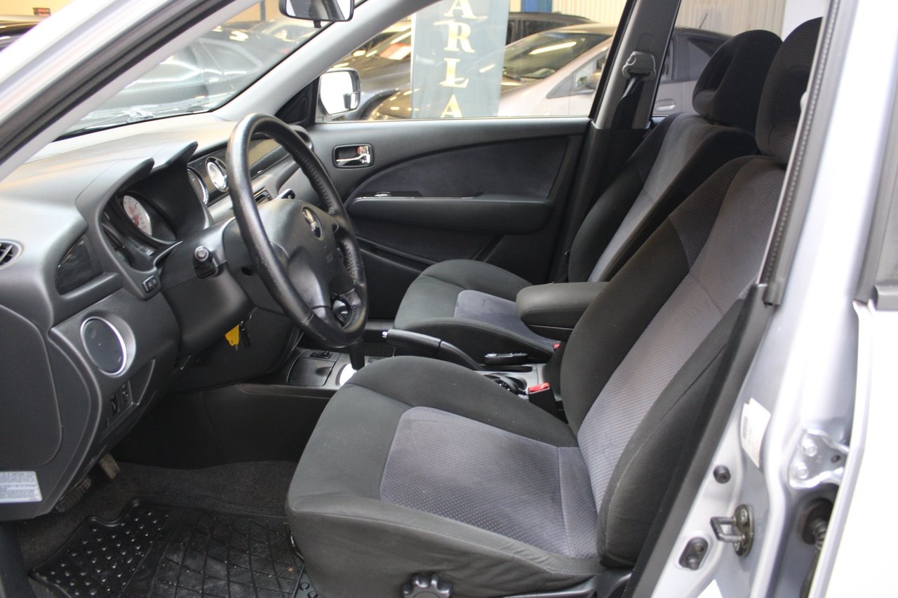 Mitsubishi Outlander 2004, bild 6/10