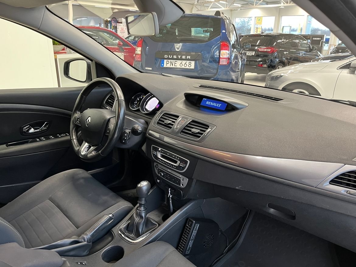 Renault Megane 2015, bild 5/8