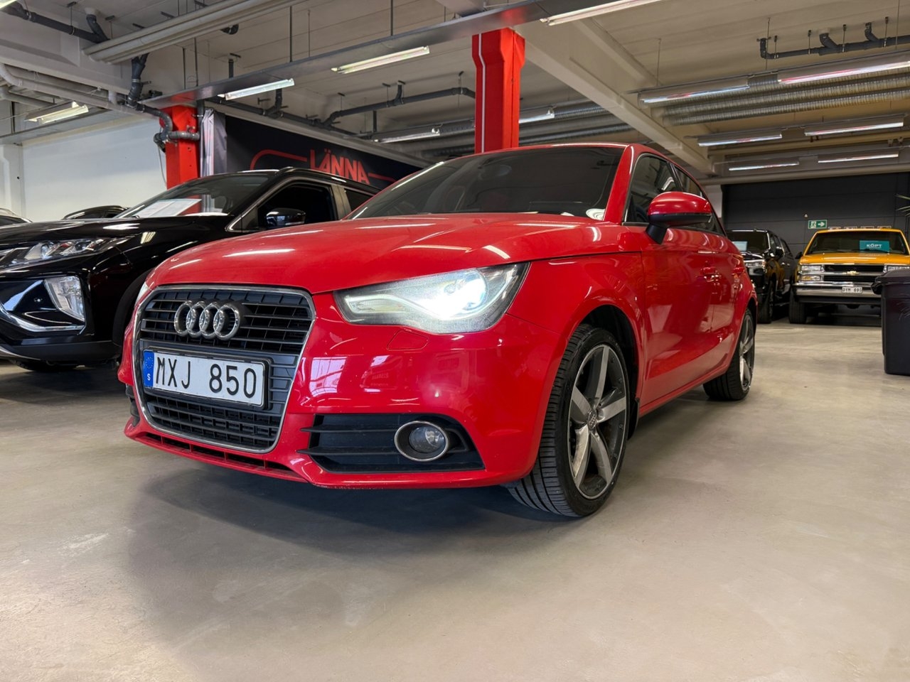 Audi A1 1.6 TDI 2013, bild 4/10